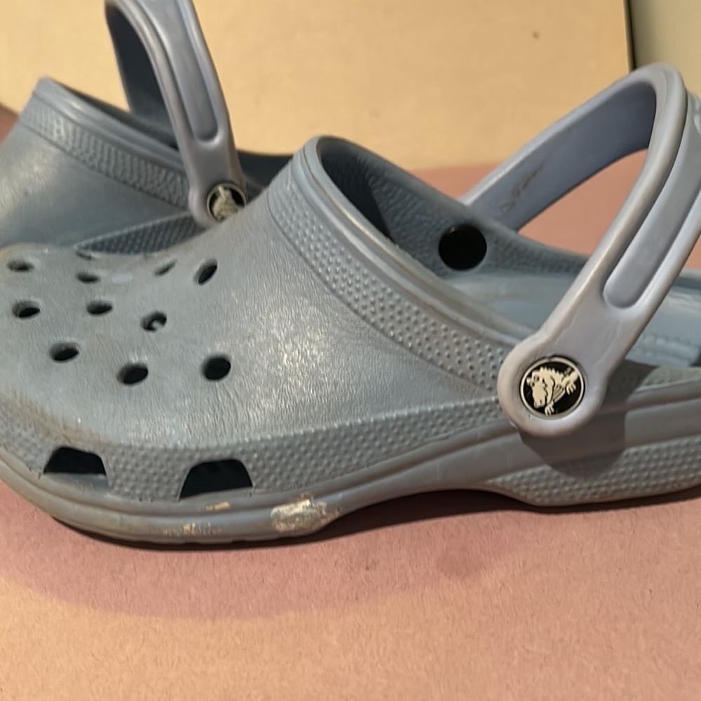 Crocs - Picture 2 of 4